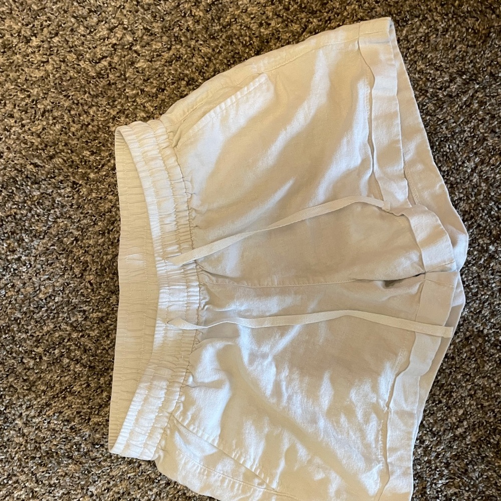 White cotton shorts